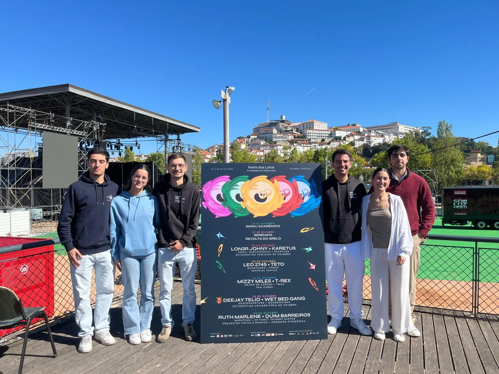 Festa das latas apresentação cartaz