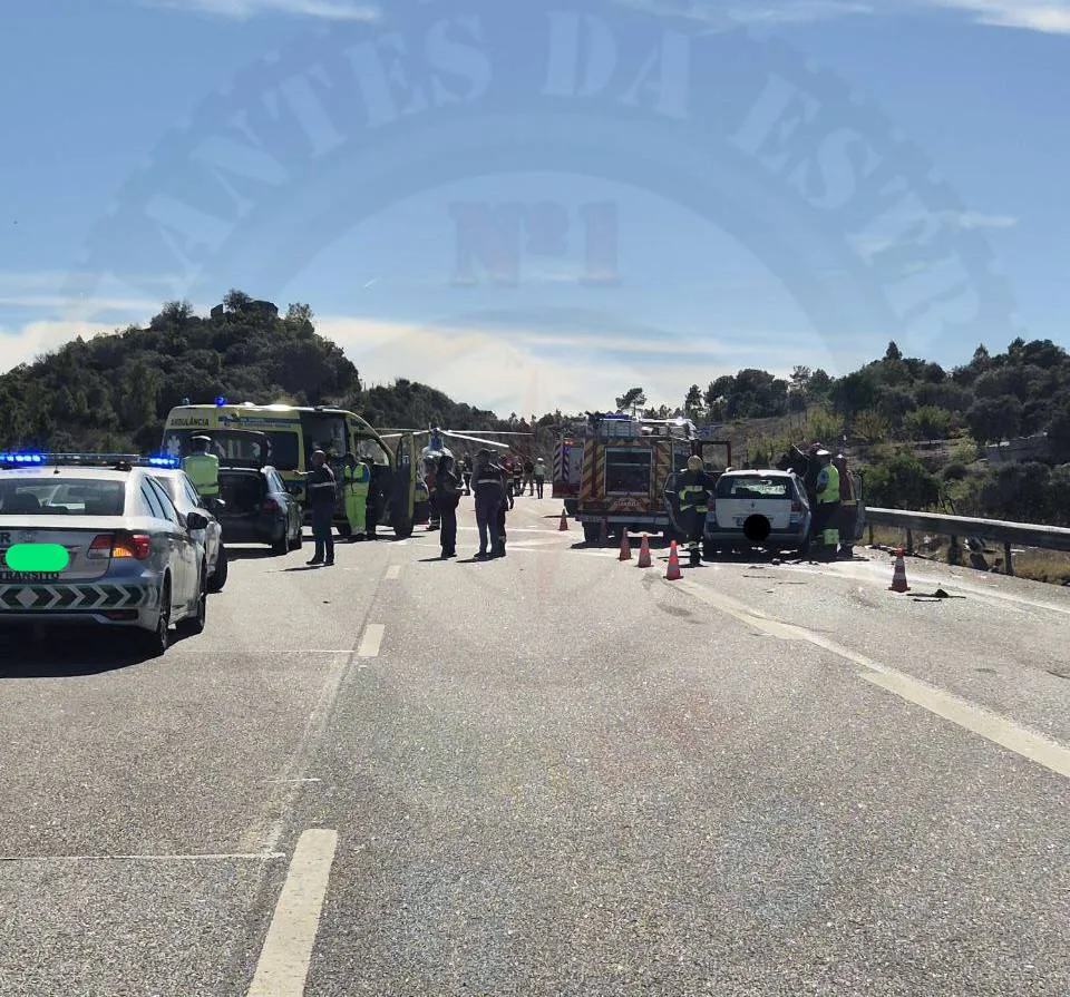 Foto vigilantes da estrada a25