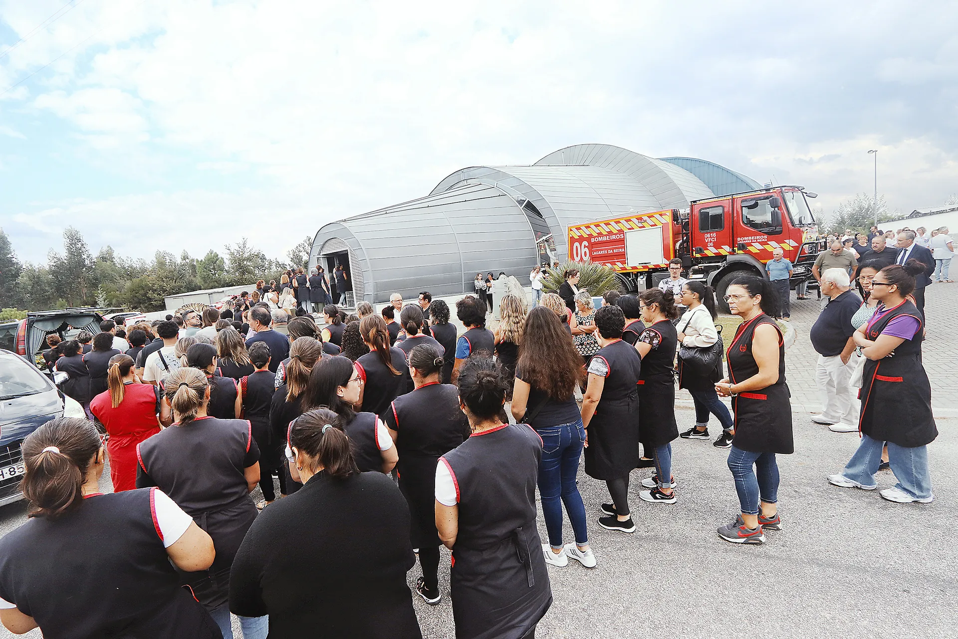 P1 chegada dos bombeiros para funeral fig 62