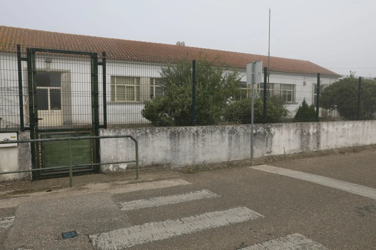 Escola Póvoa Da Lomba