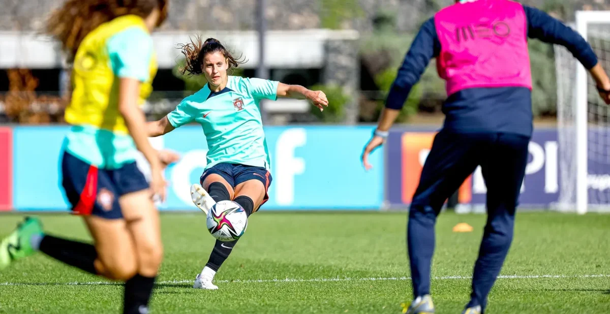 Foto Portugal Preparação Feminino T