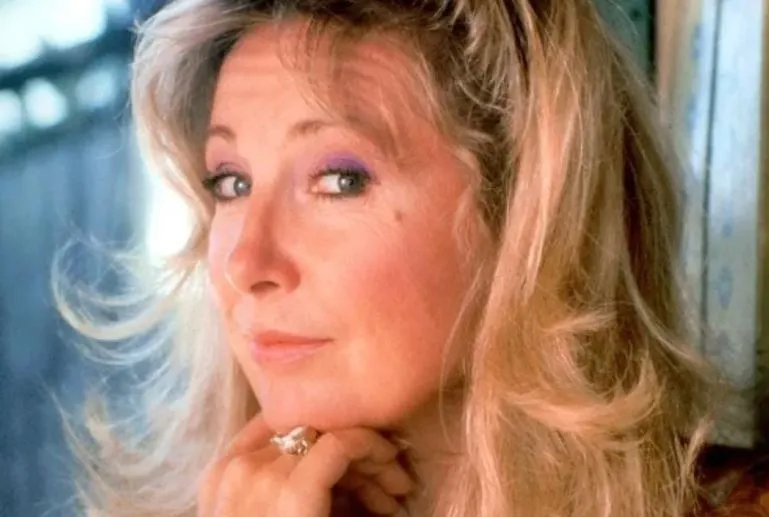 Teri Garr