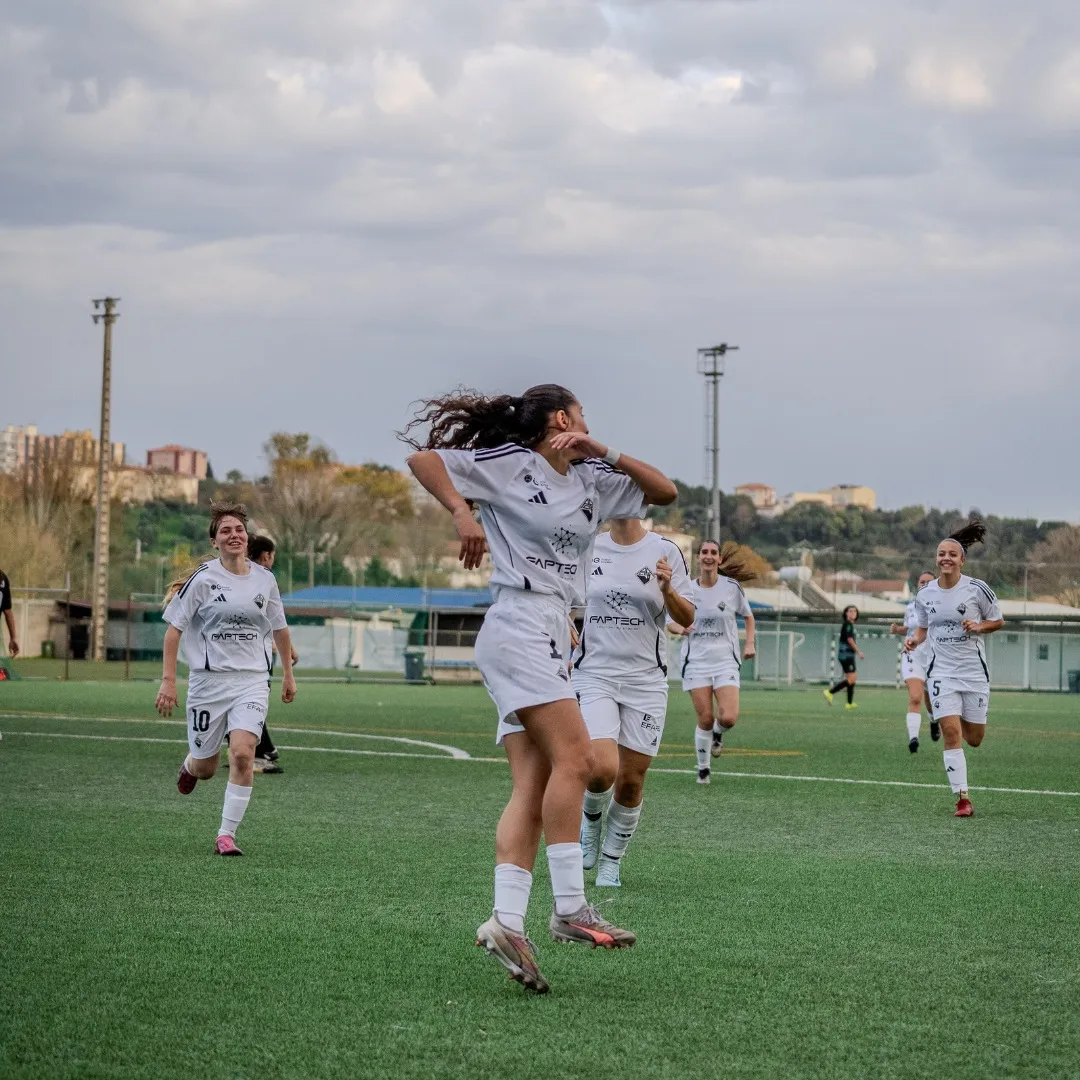 Académica Feminino