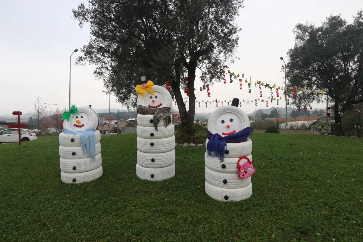 Decorações De Natal Nas Rotundas