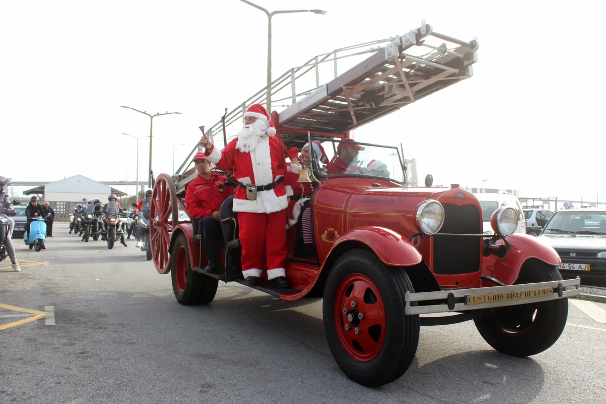 P11 Chegada Pai Natal Na Figueira Da Foz T