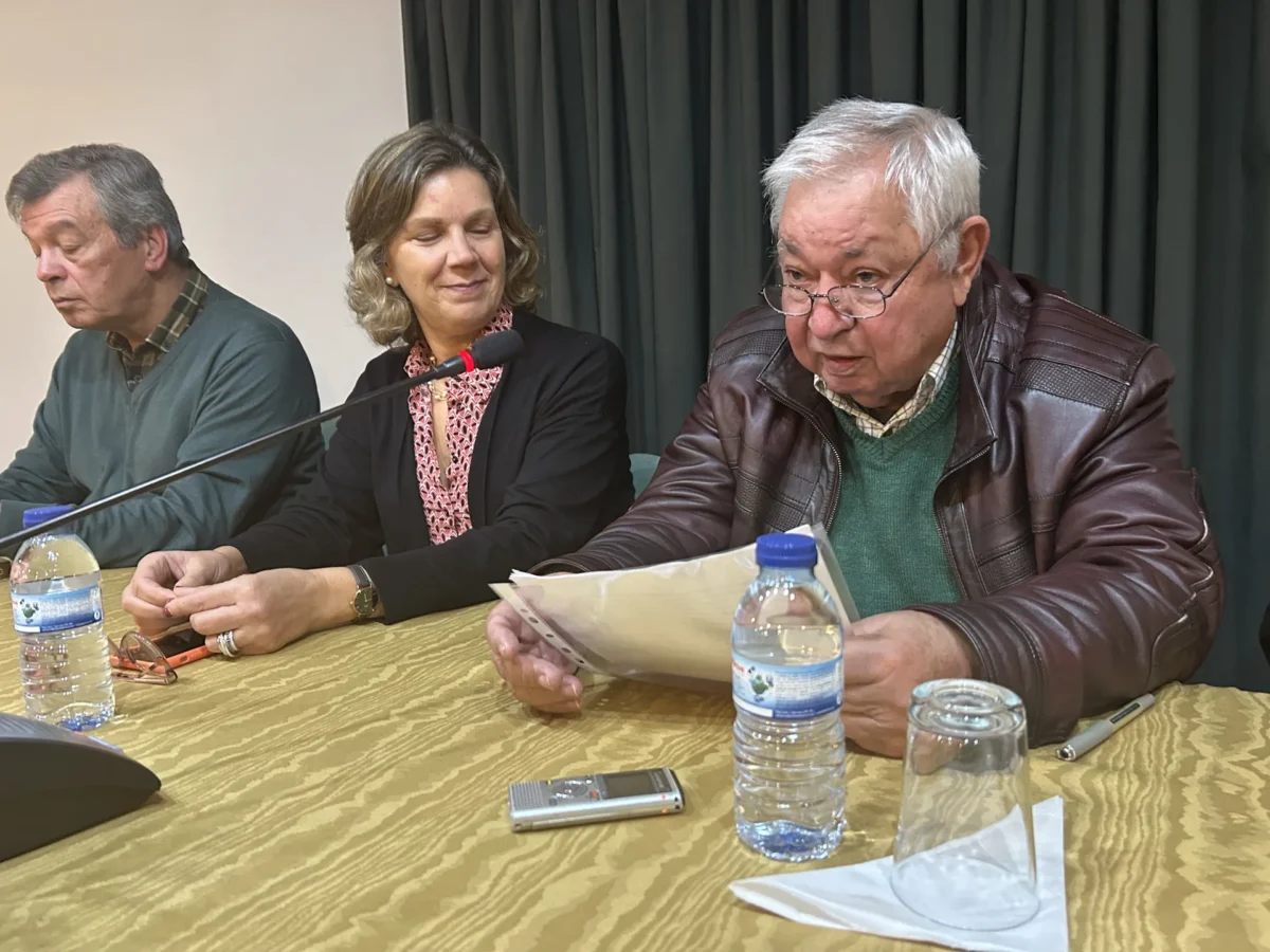 Padre Luis Ferreira Lança Livro