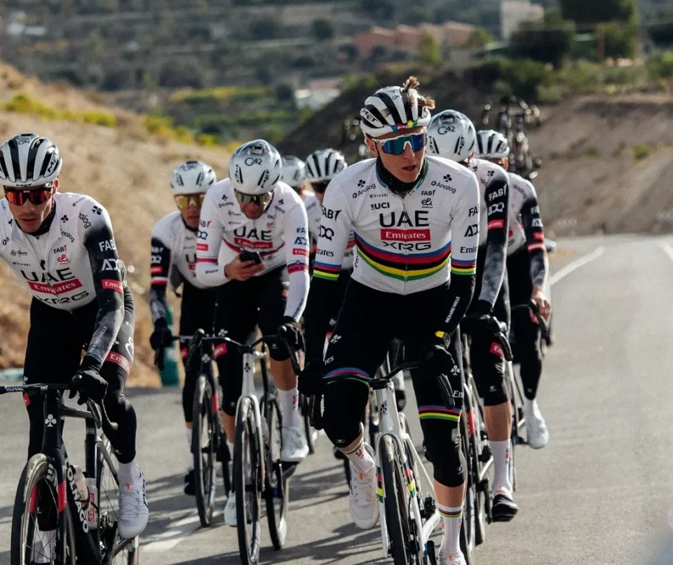 4 Uae Team Emirates