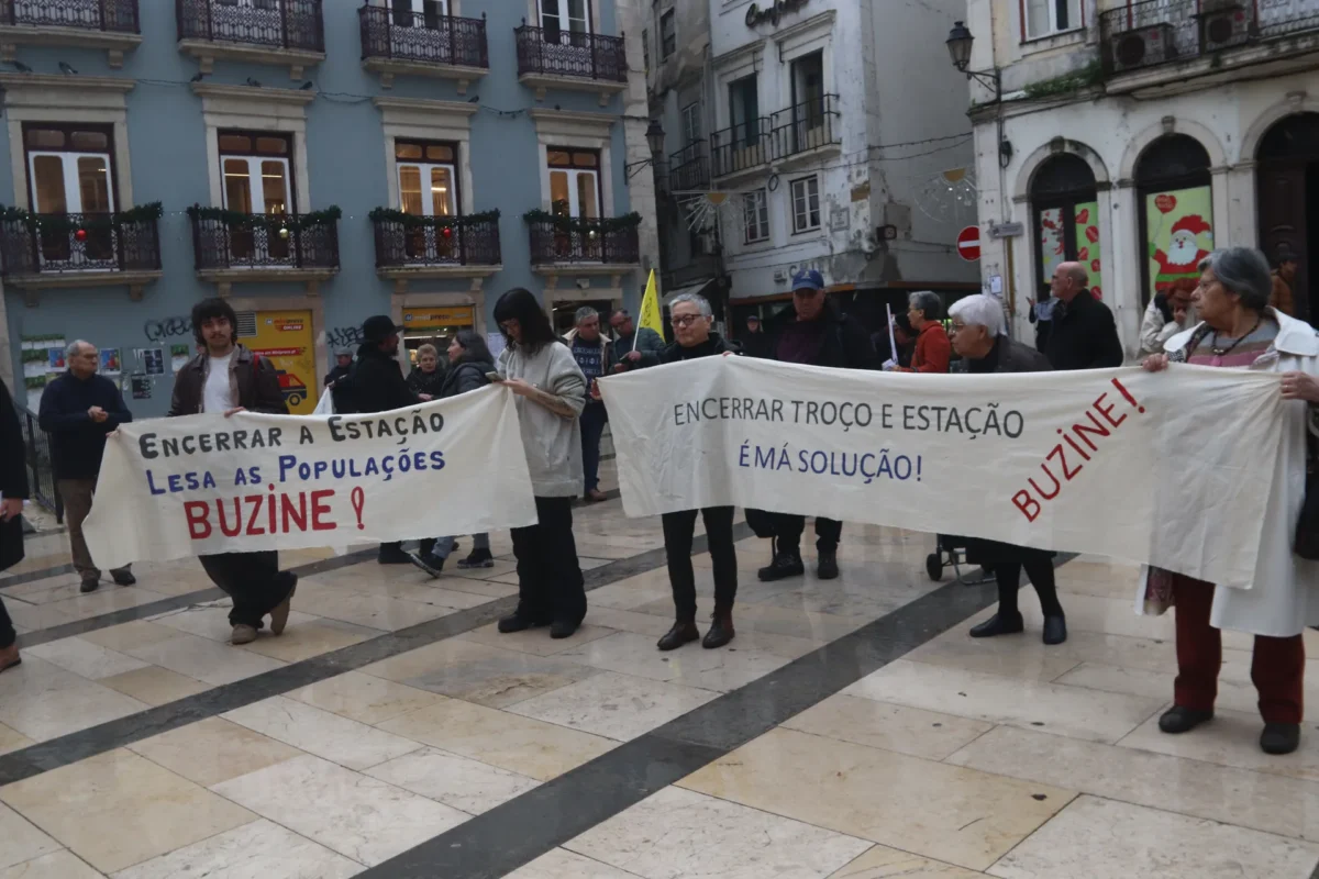 Manifestação Contra Fecho Da Estação Nova Fig 6