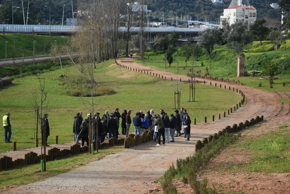 Parque Vale Das Flores 20