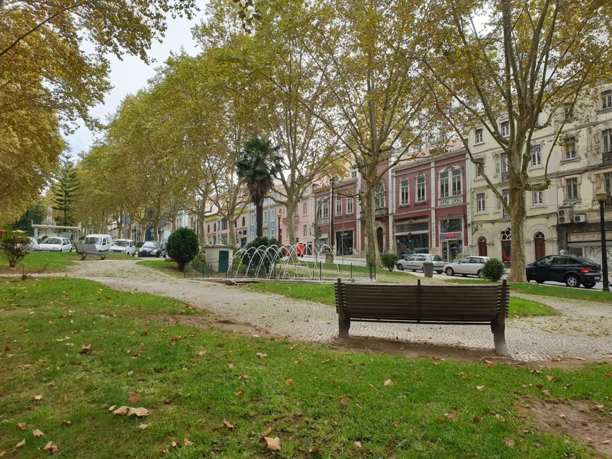 Avenida Sá Da Bandeira