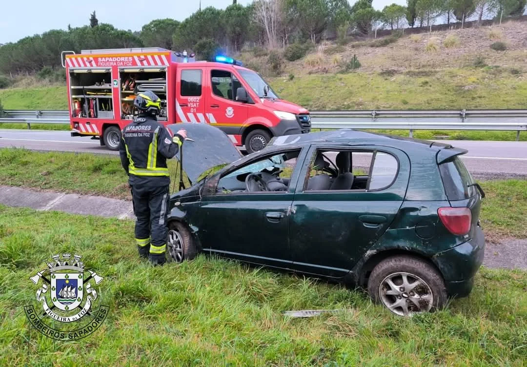 Despiste A14 Bombeiros Sapadores Figueira Da Foz