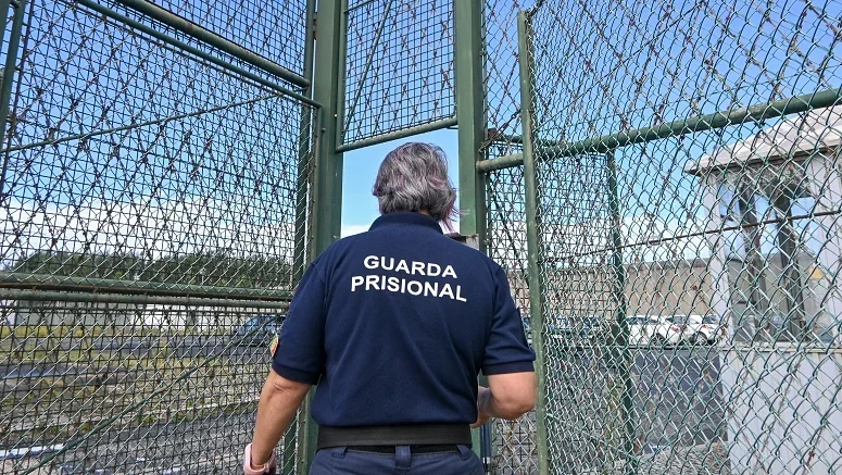 Guardas Prisionais